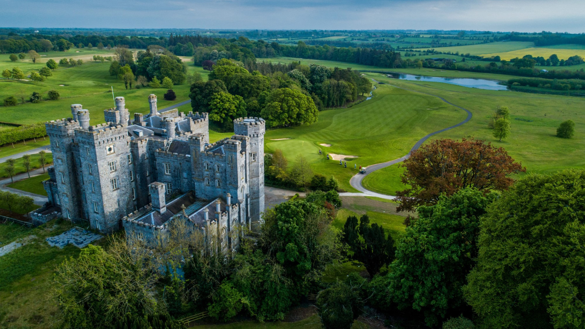 killeencastle.com