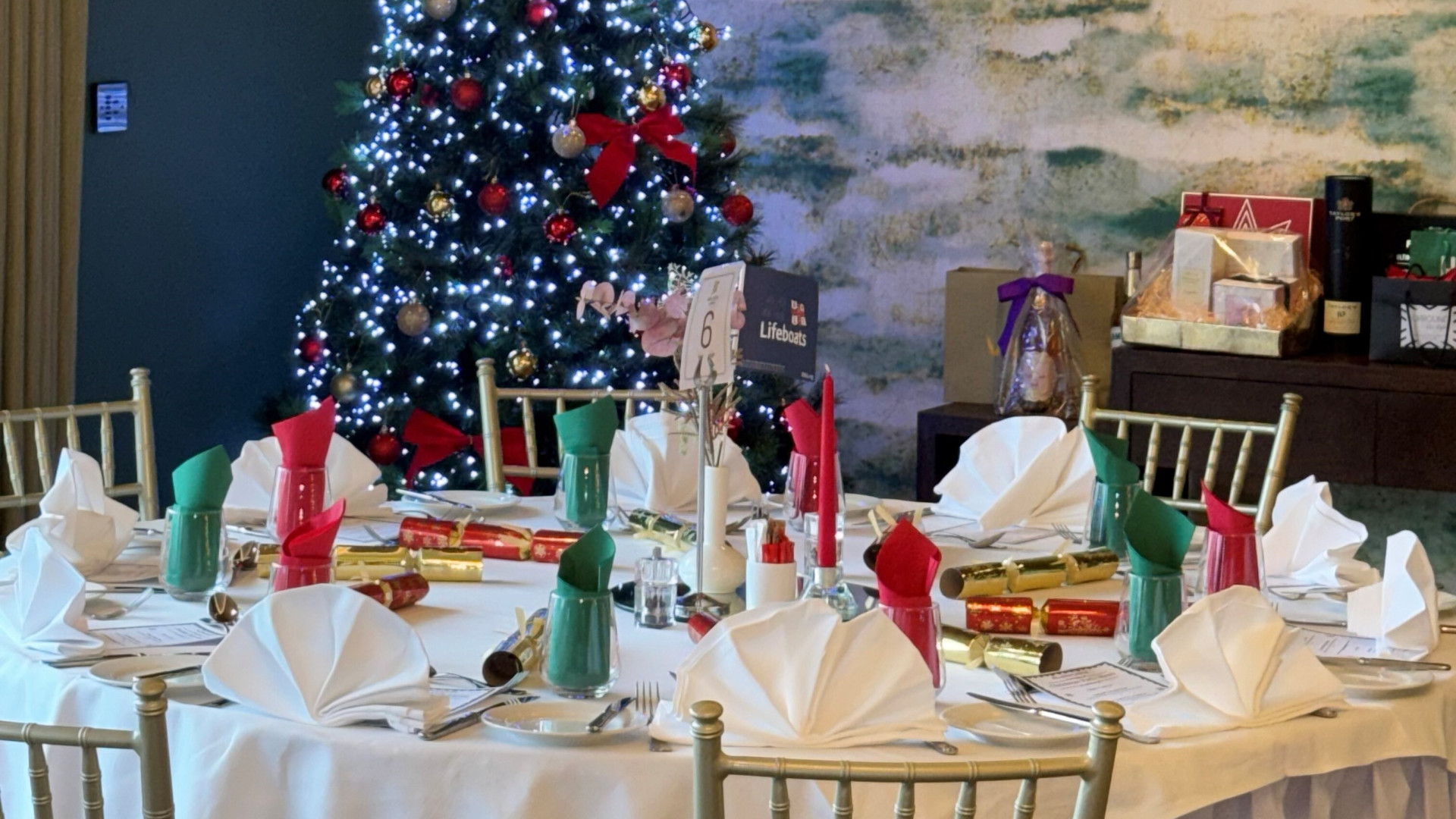 Christmas lunches set up www.killeencastle.com
