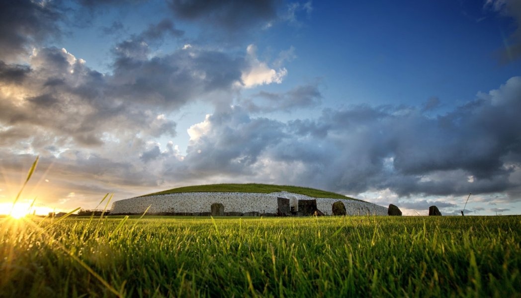 Newgrange master  large www.killeencastle.com