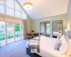 Stay & Play Killeen Castle or Stay & Explore the Scenic Boyne Valley