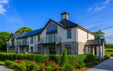 Overnight Bed, Breakfast & Evening Meal for 2 People www.killeencastle.com